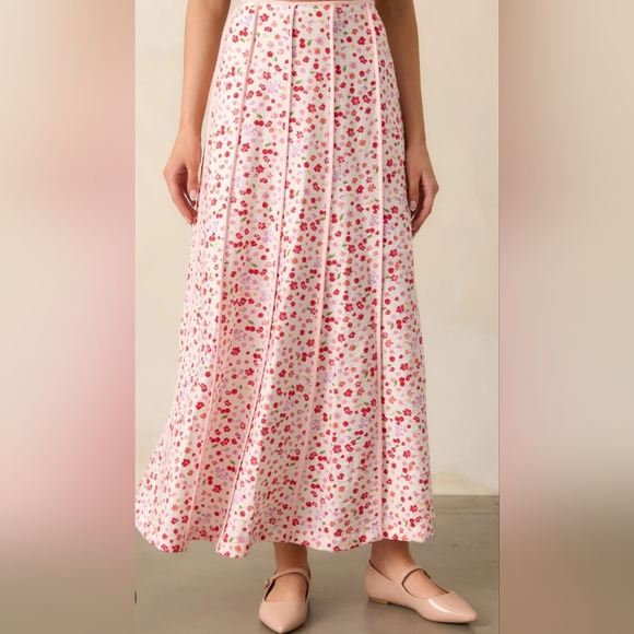 ILLA ILLA Dresses & Skirts - NWT ILLA ILLA Cherry Floral Maxi Skirt. Garden Girl.